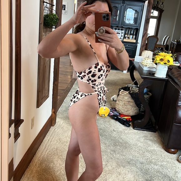 Leopard Swimsuit - Picture 2 of 3